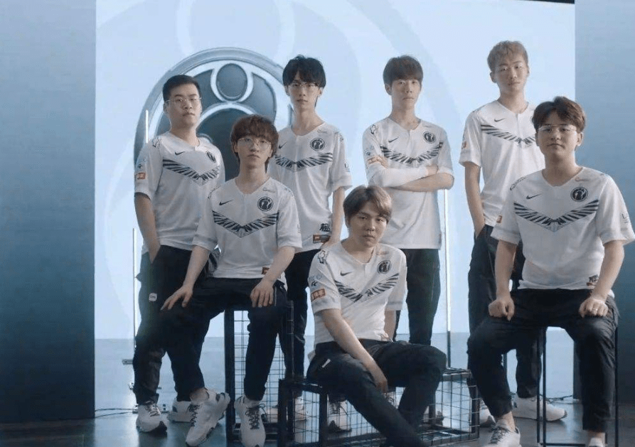 成为冠军争 成为冠军争